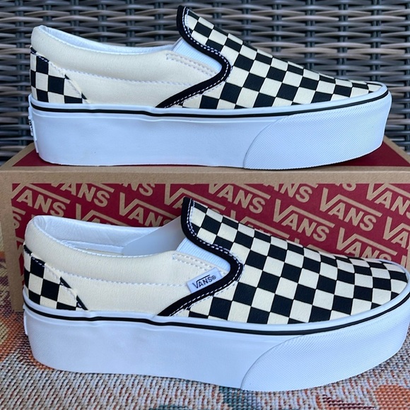 Vans WMNS Classic Slip-On Stackf
Checkerboard Black/Classi
VN0A7Q5RTYQ
Platforms - Picture 16 of 16